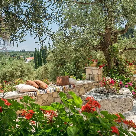 Aelia Villa